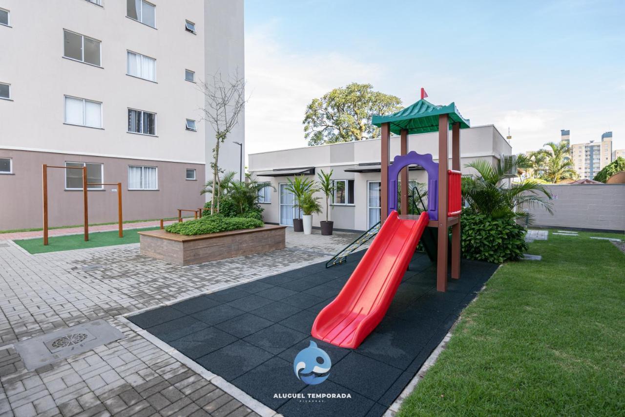 Apartamentos Piçarras: Beachfront Comfort with Pool and 24/7 Security Exterior photo