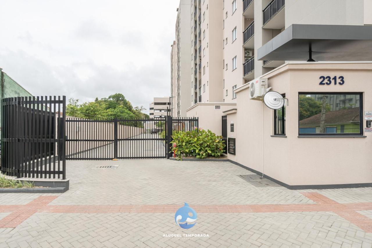 Apartamentos Piçarras: Beachfront Comfort with Pool and 24/7 Security Exterior photo
