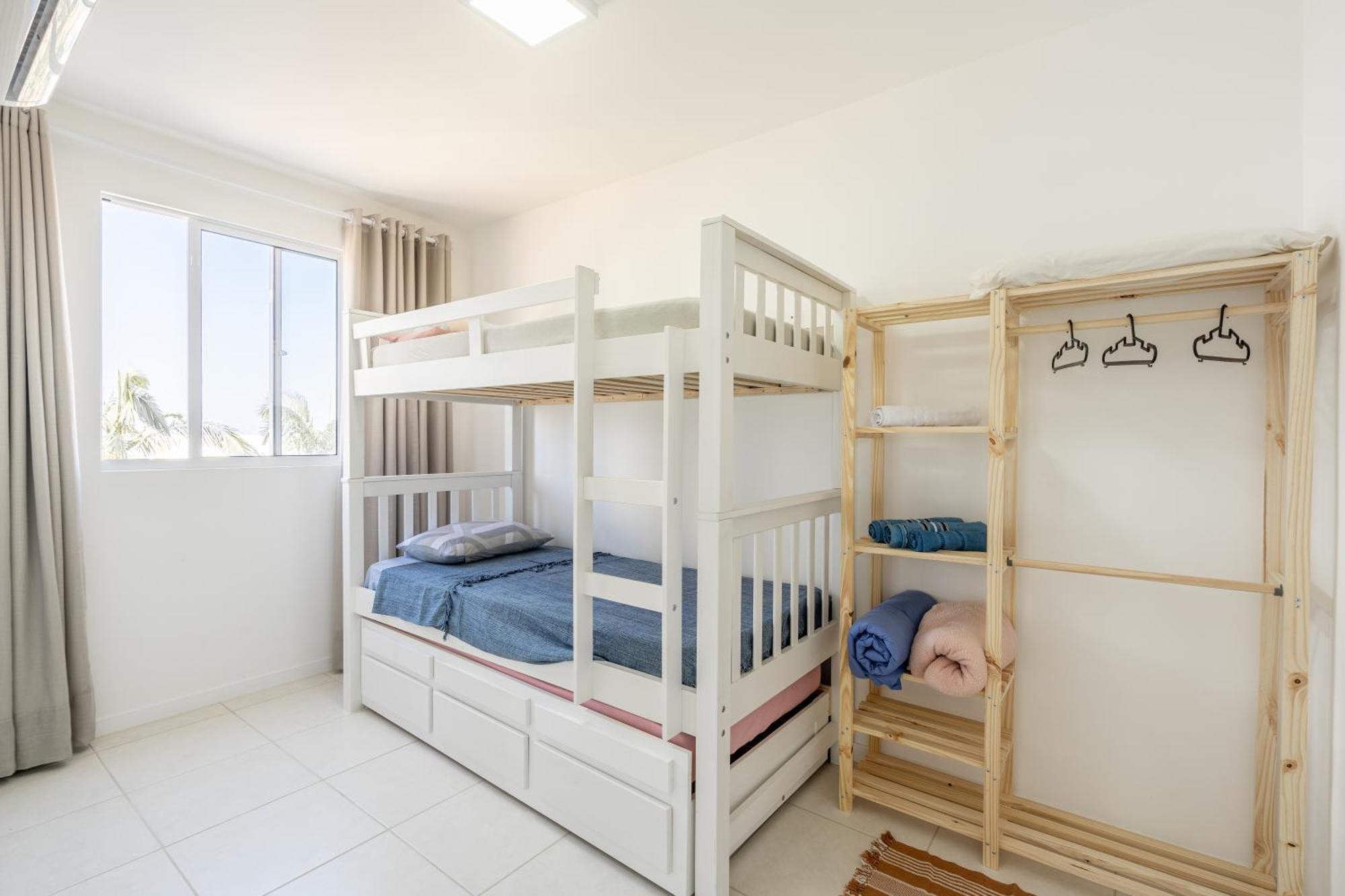 Apartamentos Piçarras: Beachfront Comfort with Pool and 24/7 Security Room photo